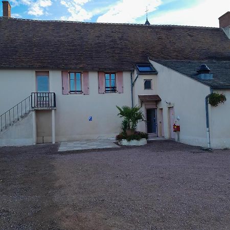 Hotel Du Cerf La Guerche-sur-l'Aubois Ngoại thất bức ảnh
